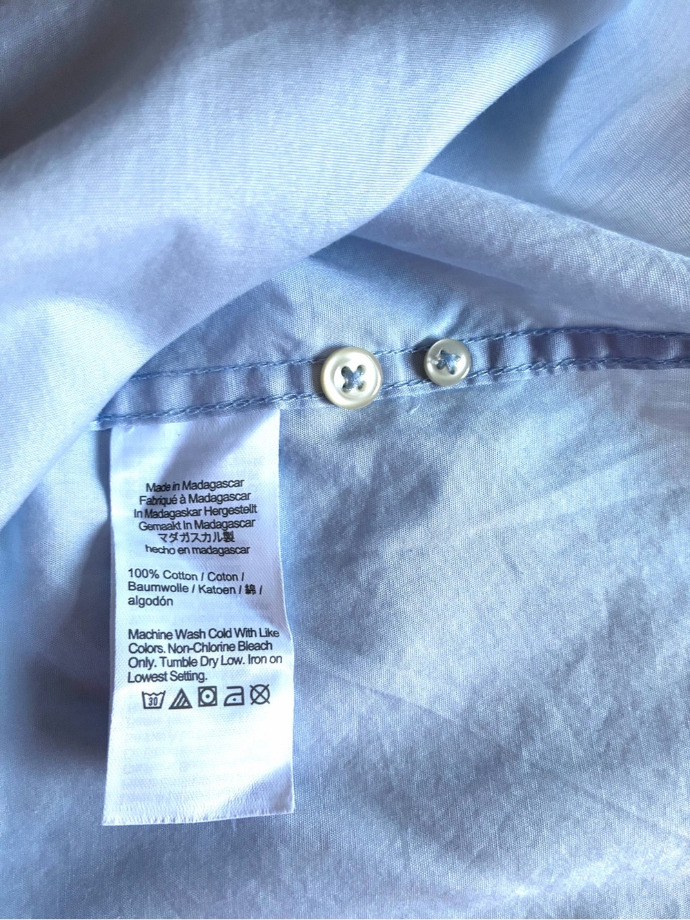 J. Crew Light Blue Men's Poplin shirt with point collar. M. NWT. - Picture 12 of 14